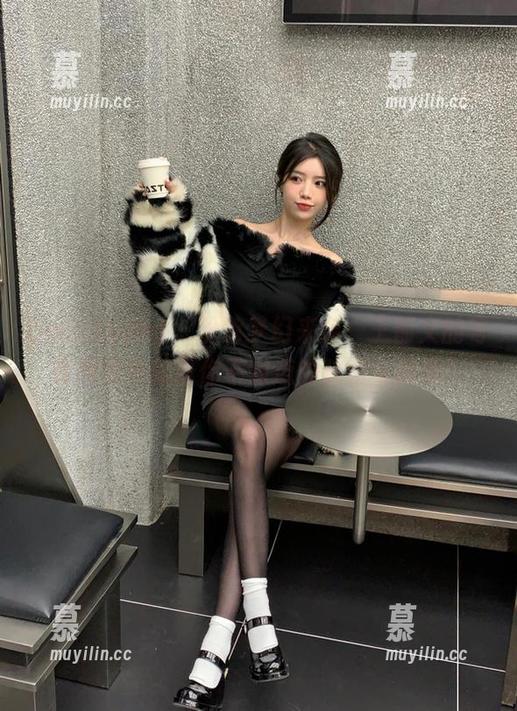 beautyleg-王郁文 beautyleg - 粉色梦幻来袭:王郁文的写真图片中藏着你不知道的秘密与惊艳!