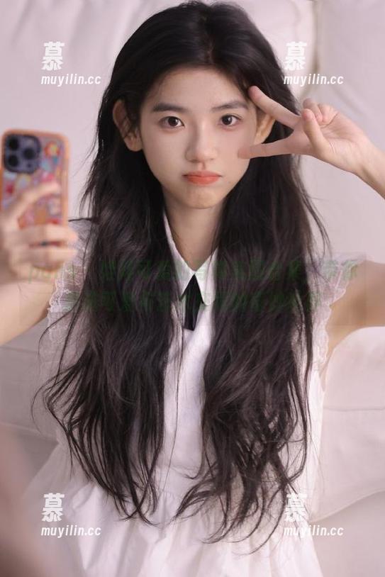 pans-娃娃 pans - 娃娃可爱的写真美图合集,带你走进可爱与艺术交织的奇妙世界