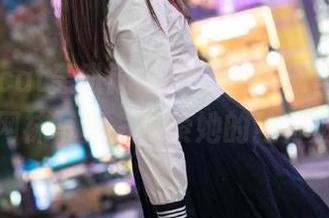 partycat轰趴猫 – 超高清图册呈现土肥圆网袜写真，探索她的独特魅力