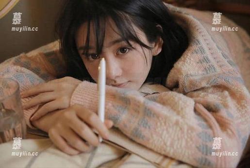 丽柜-阳阳 丽柜 - 领略阳阳与丽莲:这本写真合集图册带你游历视觉盛宴