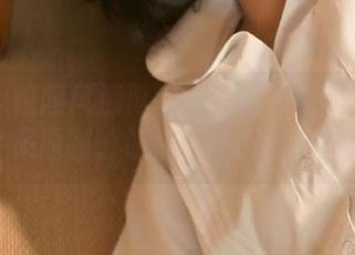 丽柜 – 校园风情再现：黄芬校服写真作品集原图，让你瞬间回到青春