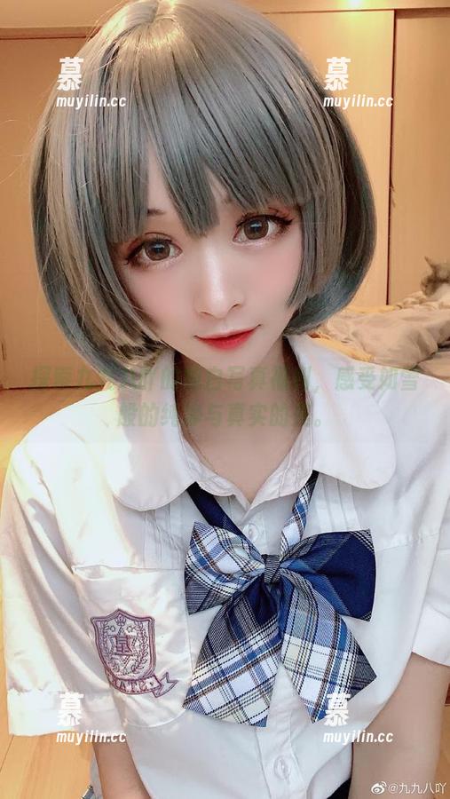 九九八吖 探索九九八吖的纯白写真福利,感受如雪般的纯净与真实的美。