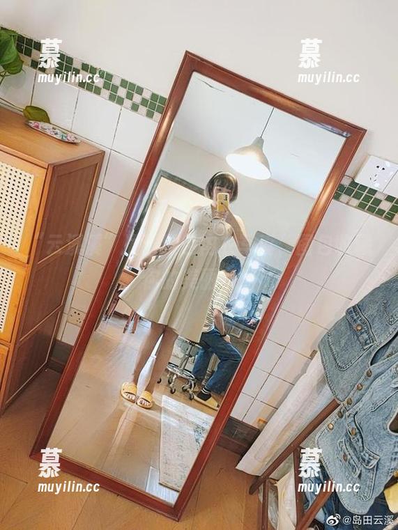 云溪溪 “云溪溪”展现紫色内衣写真,图包收藏你的美丽瞬间