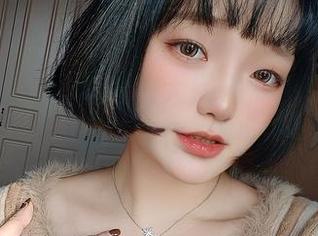 云溪溪囚鸟写真合集大揭秘，快来观看她的精彩作品吧