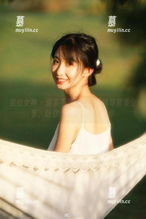 克拉女神 - 居家不再单调：百琳写真集分享，让你羡慕的生活小确幸
