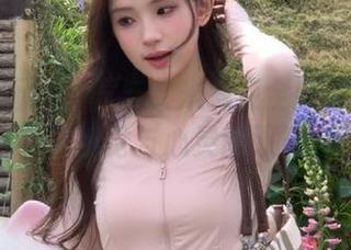 兔玩映画的师匠与艾米莉亚全新图片合集，带来视觉与心灵的双重享受