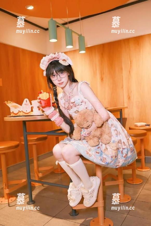 兔玩映画：去海边吧，探索多彩人生的写真合集，带你领略海的魅力与快乐！