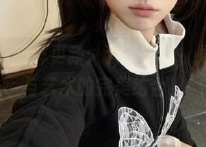 兔玩映画新鲜更新：六花套图，展现自然与艺术的完美结合！