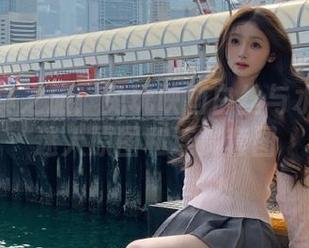 时尚写真之旅：兔玩映画白丝与水手服的迷人原图和连贯套图
