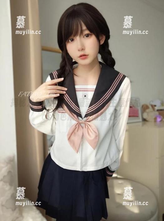 揭秘发条少女yoki最新粉色主题作品，cos角色展现无限魅力！