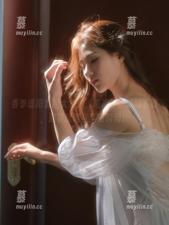 喵糖映画 春季暖阳套图大放送,喵糖映画限时下载,别错过这些美丽瞬间!