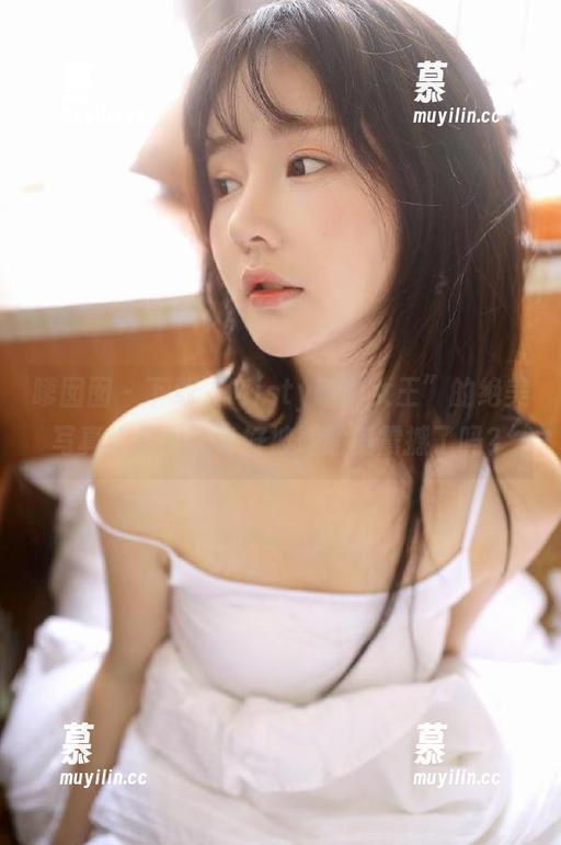 嗲囡囡 - 下载“Misty萌晰女王”的绝美写真作品，准备好被她的美震撼了吗？