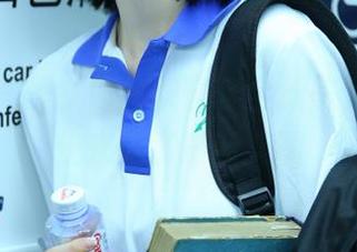 嗲囡囡 – 美女博主张俊佳全新美足写真，快来欣赏最新美图