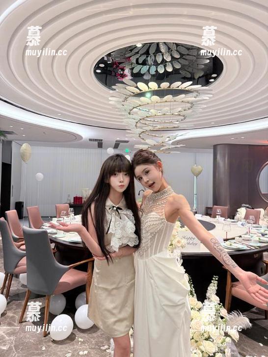 嗲囡囡-陈雅漫VICKY 嗲囡囡 - 最新图册上线!陈雅漫VICKY网袜写真,带你走进时尚新境界