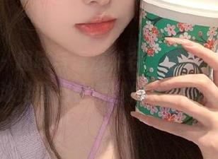 嗲囡囡 – 趣味与清凉并存，陈雅漫VICKY泳池图包合集邀你共享盛夏