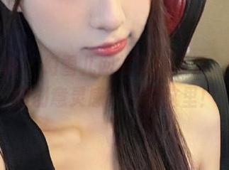 头条女神 – 幻雪儿网袜写真资源，释放你的创意灵感，尽在这里！