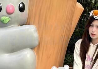 头条女神 – 杨漫妮baby化身兔女郎，私拍美图记录她轻松自然的时刻与个性