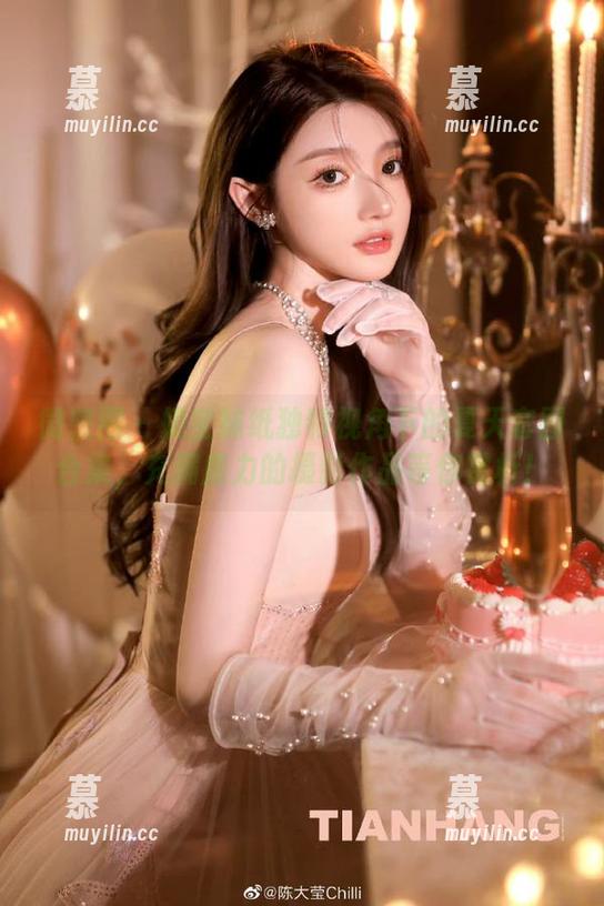 奶宝妹纸 微密圈 - 奶宝妹纸独特视角下的夏天套图合集,充满魔力的摄影作品等你赏析!