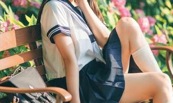 微密圈 – 和奶雯一起探索水手服的故事，精美照片与美图共谱青春与时尚的交响曲！