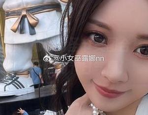 探索小女巫露娜的万圣节美图合集，感受创意无限的节日气息！