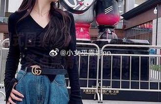 最新自嘲式图集：小女巫露娜的夏日故事，笑点满满不容错过！