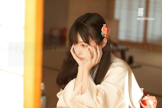 探索小鹿鹿shika学姐的旗袍之美，带你领略无与伦比的美图与令人心动的照片