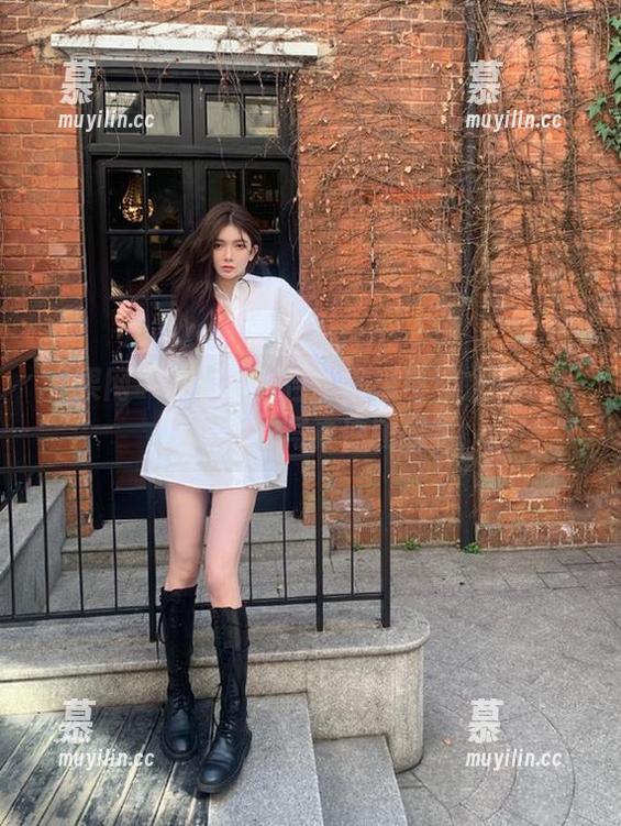 尤果网-糖果 尤果网 - 糖果的天台上演绎自然之美:不可错过的写真原图展示