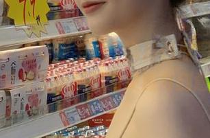 尤果网 – 陈幼伊毛衣写真精选原图，图册呈现冬季搭配的灵感与创意