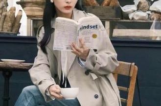 走进尤果网最新《白月光》图集，感受每幅摄影作品的独特韵味