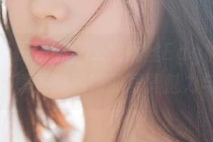 尤蜜荟 – 探秘Egg_尤妮丝Egg裤里丝高清图库，感受她独特的写真魅力与风格！