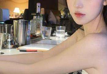 微密圈 – 最新推出，就是阿朱啊处暑日全集作品，倾心演绎夏日的柔情与梦幻。