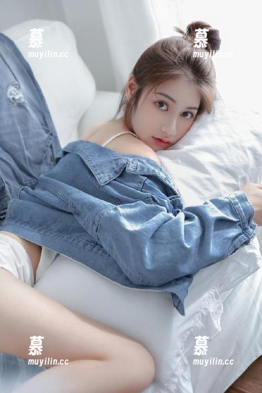 异思趣向-小宝 异思趣向 - 多姿多彩的小宝美腿写真,超高清图片让你下载后流连忘返,不容错过哦!