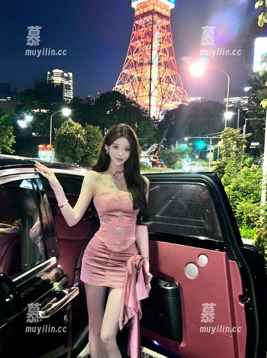 徐绾绾yyyy 微密圈 - 让徐绾绾yyyy双人图集带你走进她的生活,免费下载尽享那些动人的瞬间