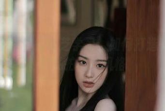 微密圈 – 向徐莉芝学习：如何打造完美御姐私拍写真风格