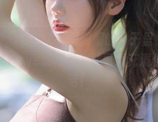 推女神 – 在这个阳光明媚的日子里，观看刘飞儿Faye的写真，让可爱充满你的生活！
