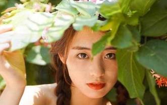 星颜社 – 天使再临！何晨曦全新套图更新，带你领略别样的风情与魅力！