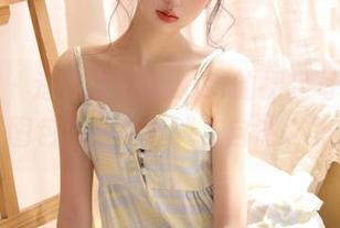 星颜社 – 送你安安Angel的裸足写真免费图包，感受真诚与自然之美