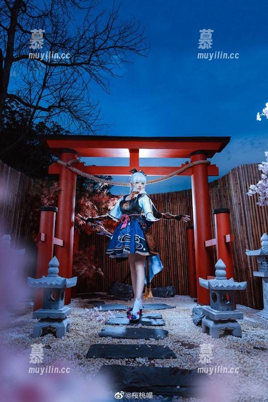 桜桃喵倾情奉献：刻晴写真图集，完美诠释我的自嘲与温柔
