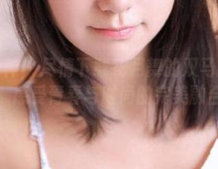 梦丝女神 – 尽情下载花月舞的双马尾写真，感受青春与时尚的完美融合