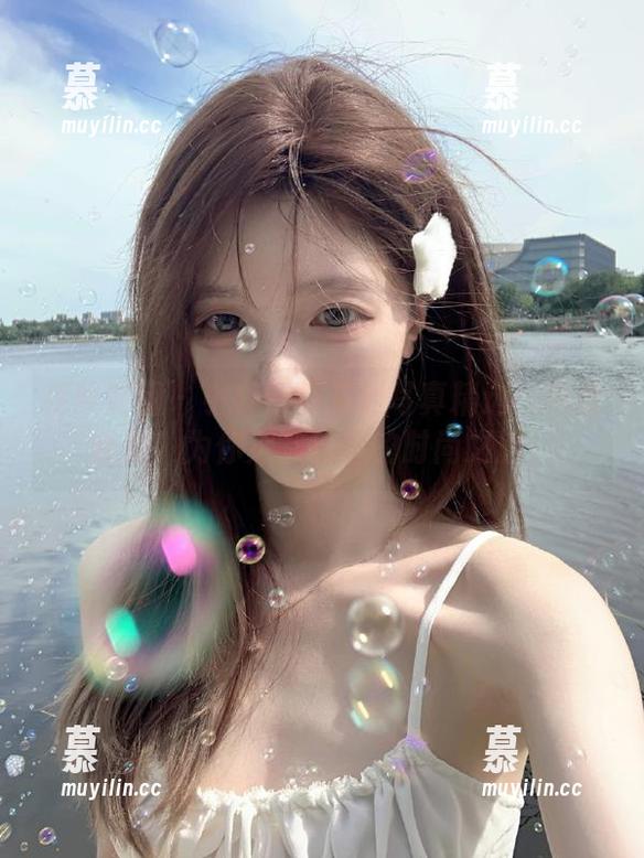 森萝财团-小梓 森萝财团 - 小梓红裙系列写真精选:网盘合集,为你定制独特的时尚之旅!