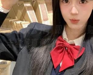 黑丝短裙作品大公开，跟随森萝财团探索丰盈写真资源的奥秘！