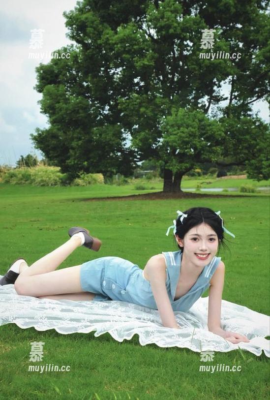 森萝财团 森萝财团白衣肉丝写真美图幕后揭秘,分享你最喜欢的作品!