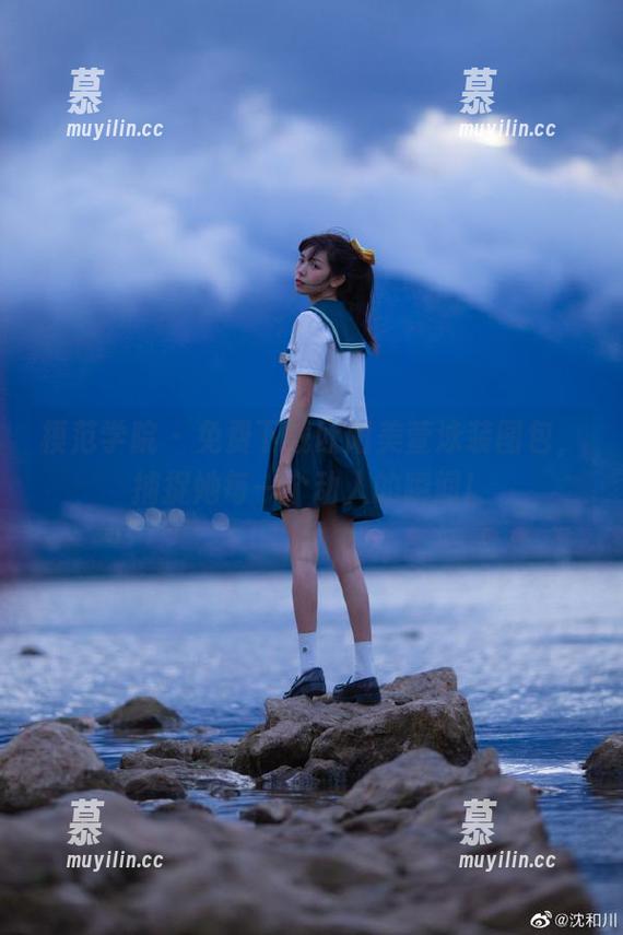 模范学院-欧阳美萱 模范学院 - 免费下载欧阳美萱泳装图包,捕捉她每一个动人的瞬间!