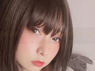 次屁啦清纯风格：精选写真集，捕捉青春的一缕清新气息