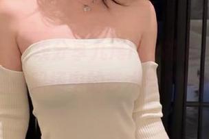 爱蜜社 – 在线分享九尾Ivy的办公室写真，感受职场中的艺术与个性表达