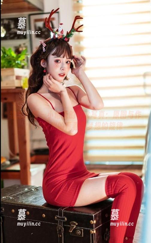 物恋传媒-小晴天 物恋传媒 - 小晴天的日常写真:原图与作品交织出的青春与梦想的旋律