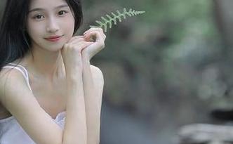 物恋传媒 – 最新小谷自拍图册即将上线，带你体验她眼中的世界与自拍灵感
