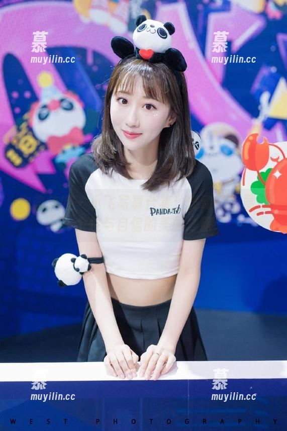 物恋传媒-小飞 物恋传媒 - 小飞写真合集:舞动的心展现个性与自信的美丽之旅