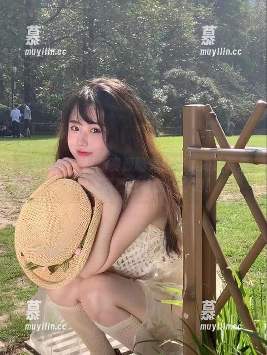 物恋传媒-菜菜 物恋传媒 - 最新资源曝光!菜菜海边写真,感觉海风都在偷偷笑你哟!