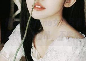 微密圈 – 禅雨儿Lynne女友写真合集：绽放青春的唯美图册，不能错过！